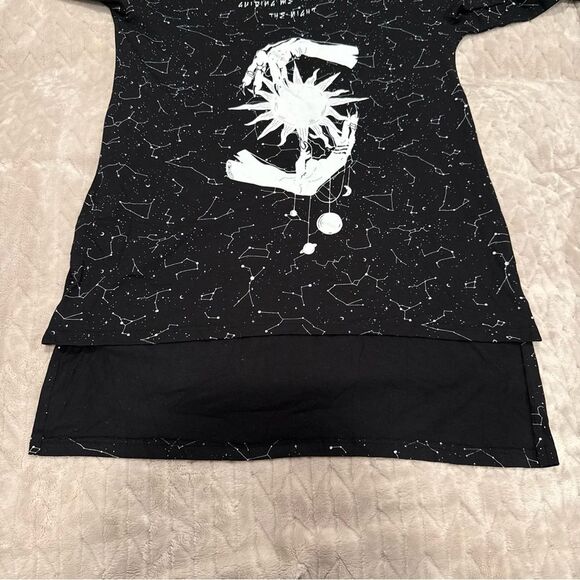 Rogue and Wolf Starlight Constellations Witch Gothic Long Sleeve T Shirt XXL NWT - Picture 8 of 9